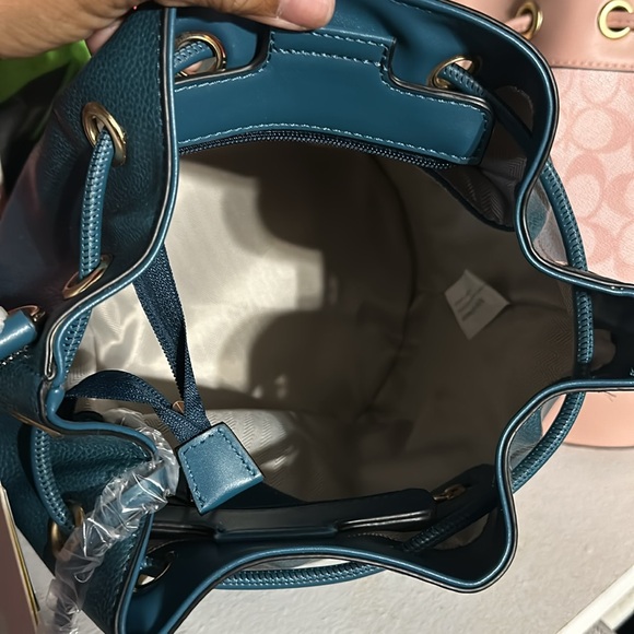 Fashion Bucket Crossbody Purse/Wallet - Picture 5 of 6